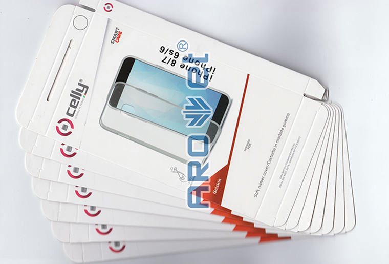 百乐博SP-9022喷码机在手机外包装盒上赋码